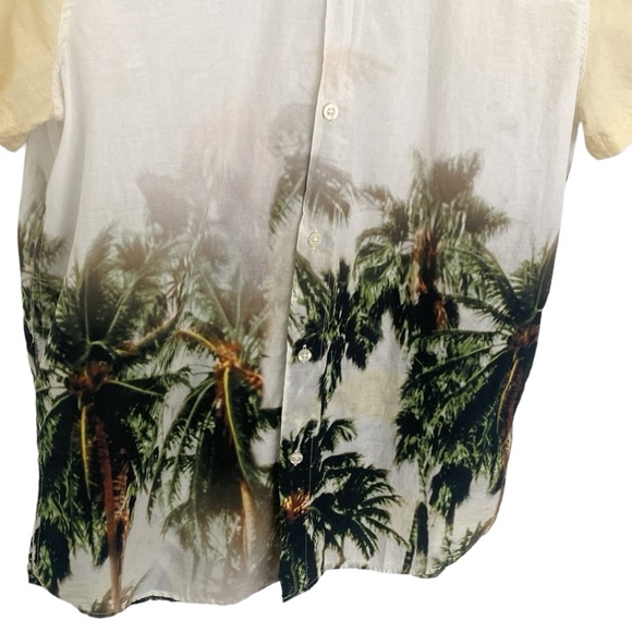 Guess Palm Trees Shortsleeved Button Down Shirt - Picture 3 of 8
